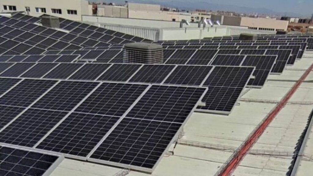 La empresa del sector gráfico, Gráficas Muriel, se suma al ahorro con autoconsumo - Enaltia Solar