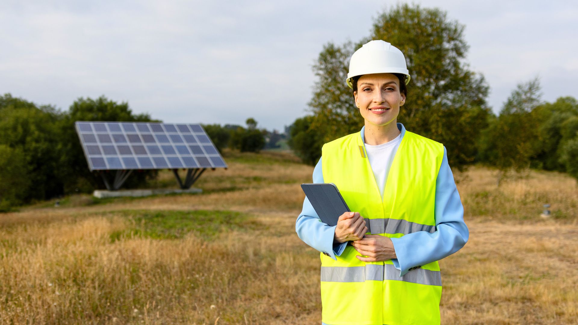 El Gobierno refuerza el autoconsumo y el almacenamiento energético nuevas oportunidades para avanzar en sostenibilidad - Enaltia Solar