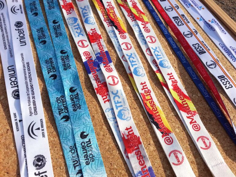 lanyard-personalizados-lanyard-sublimados-muestras-pulseradetela-es-2